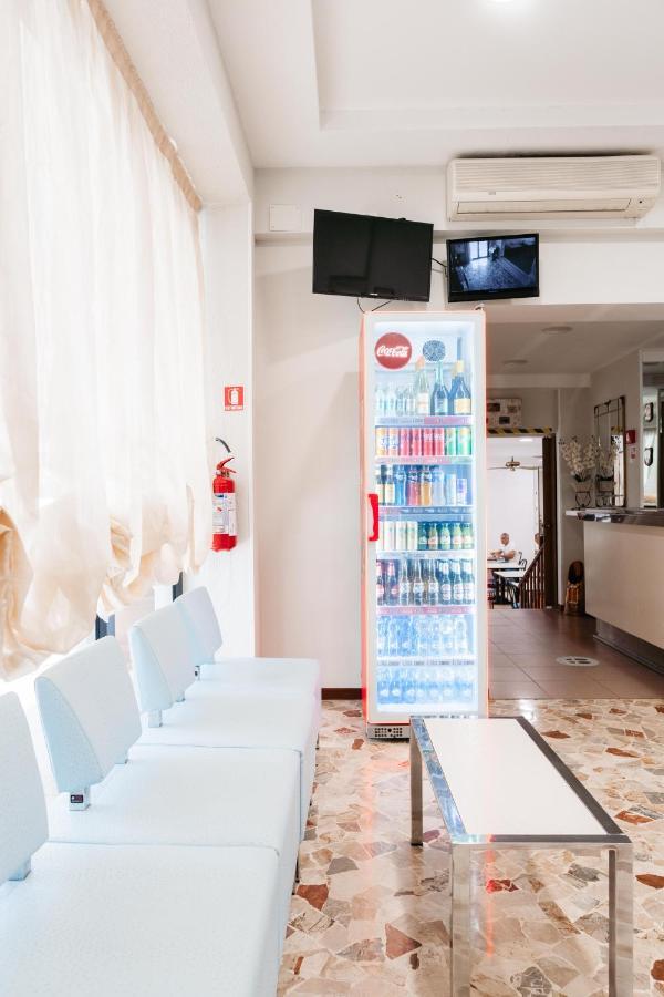 Hotel Arlino Rimini Exterior photo
