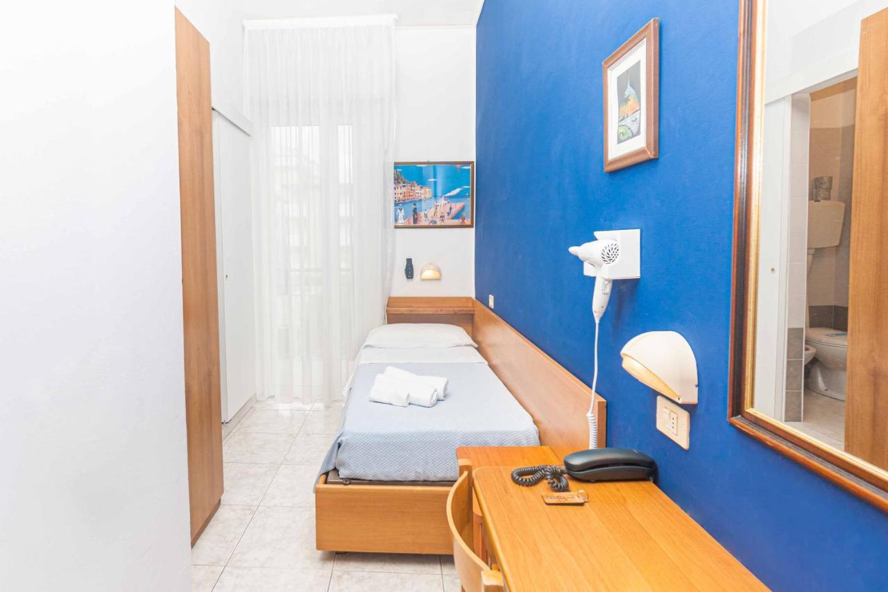 Hotel Arlino Rimini Exterior photo